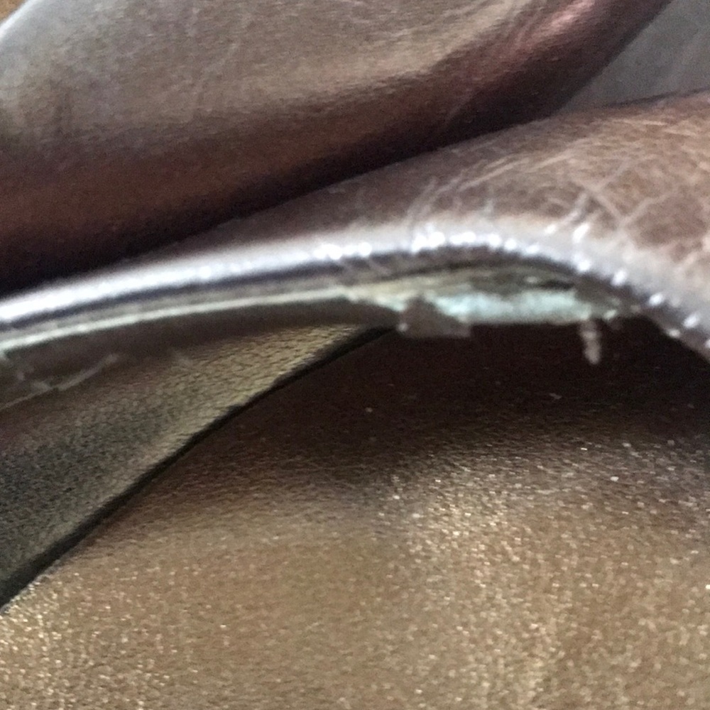 Flats - Picture 2 of 4